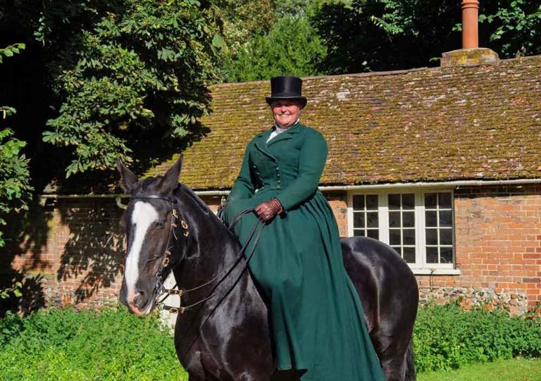 Read more about the article Jennie Daniels and Tilly the Cob: Side Saddle competitors take on British Dressage