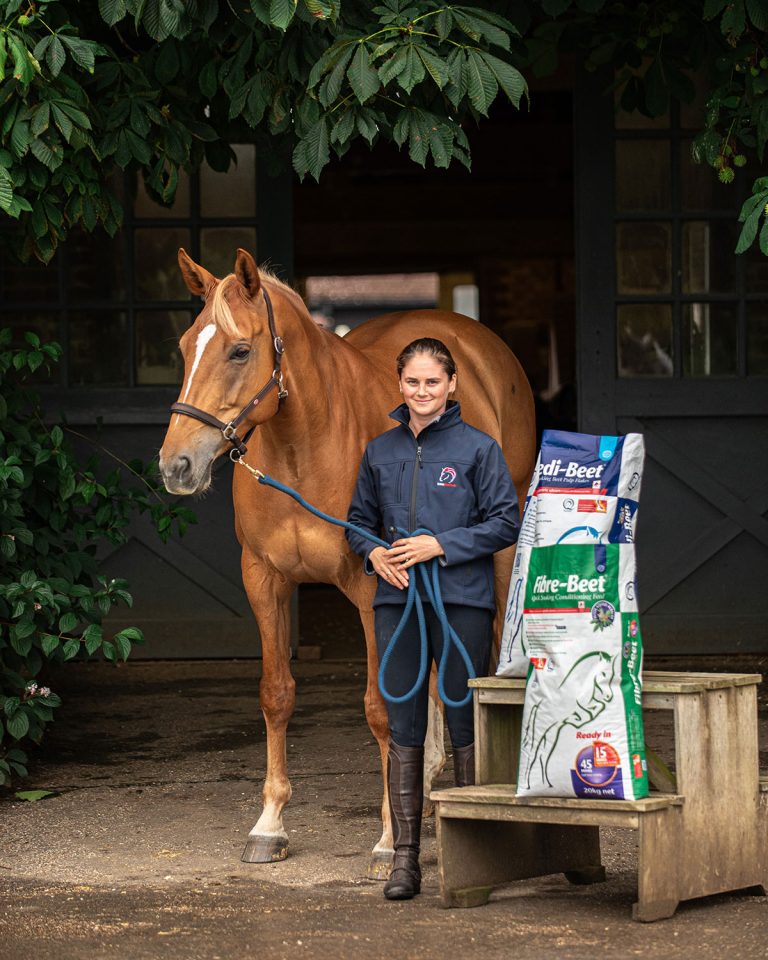 Miri-Hackett-portrait Read more about the article Hackett Equine